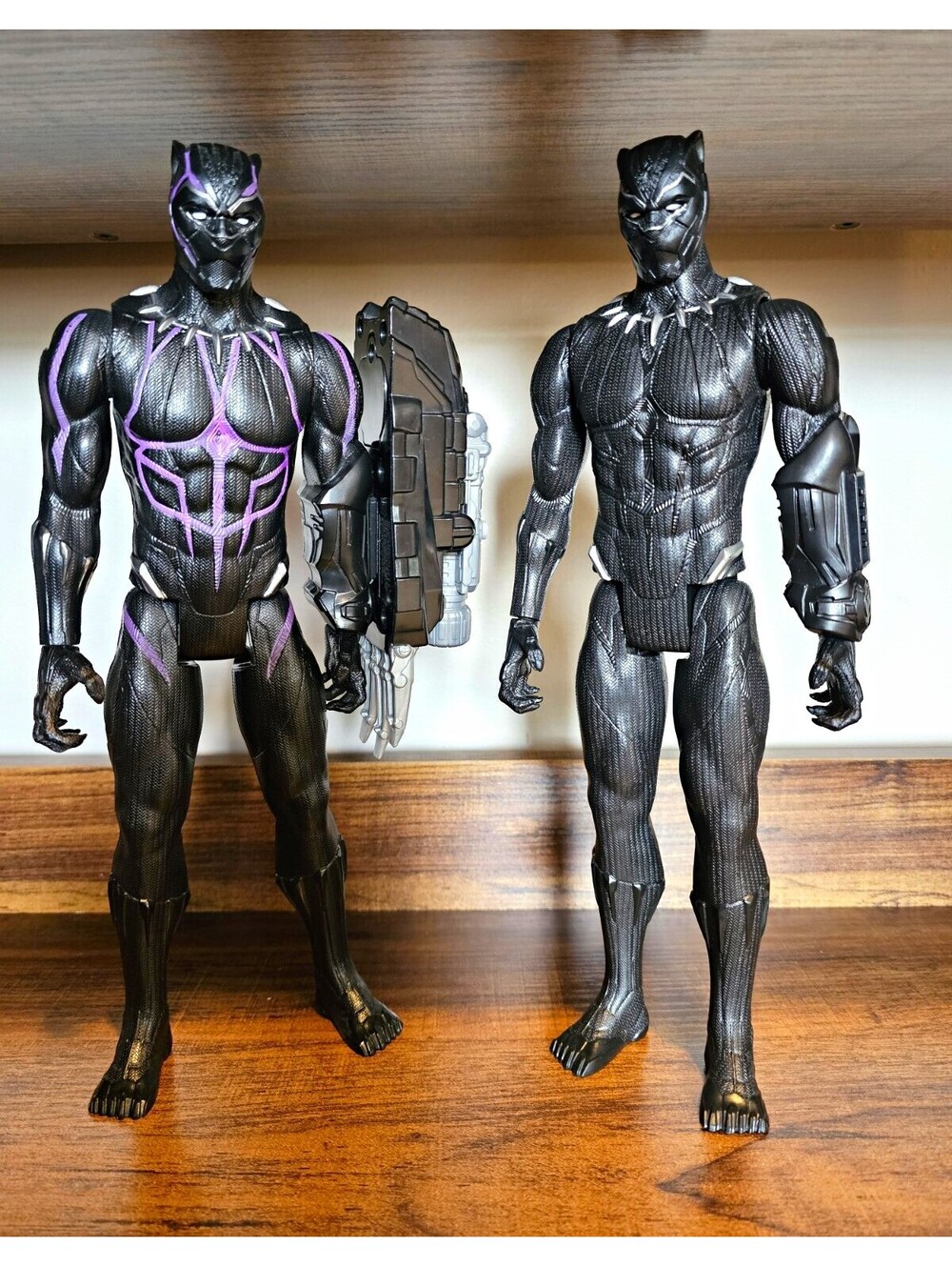 Hasbro Marvel Avengers Black Panther 12-Inch Action Figure Lot with Sound FX